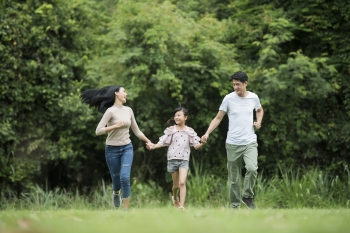 Tầm quan trọng của cha mẹ khi đồng hành cùng con để định hướng tương lai